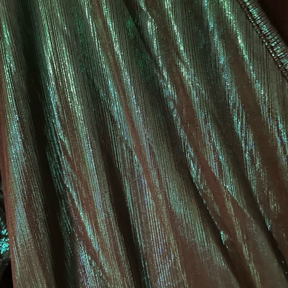 Emerald Green Romper - Picture 4 of 5